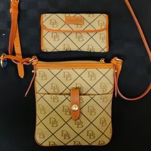 Dooney & Bourke crossbody purse and wallet